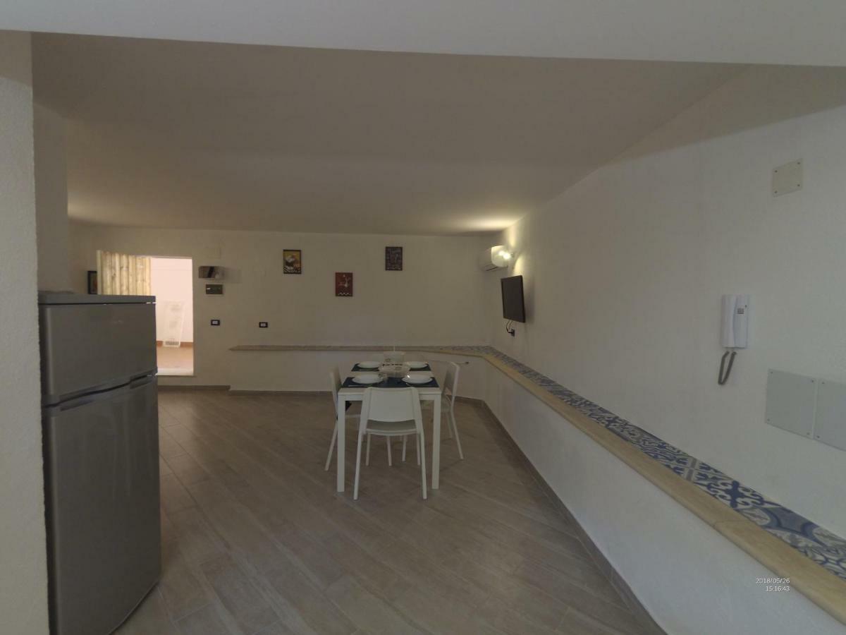 La Petit Maison Apartment *