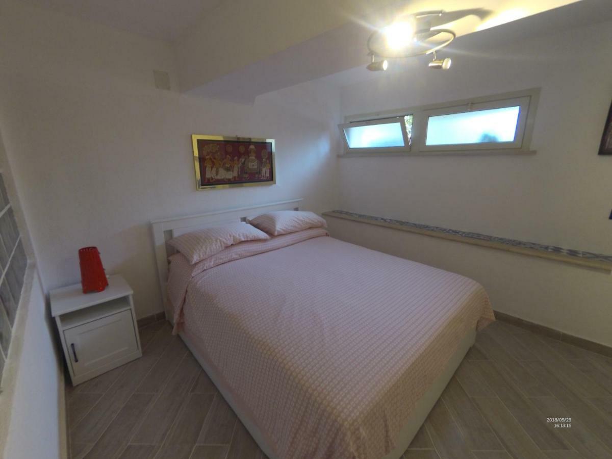 La Petit Maison *